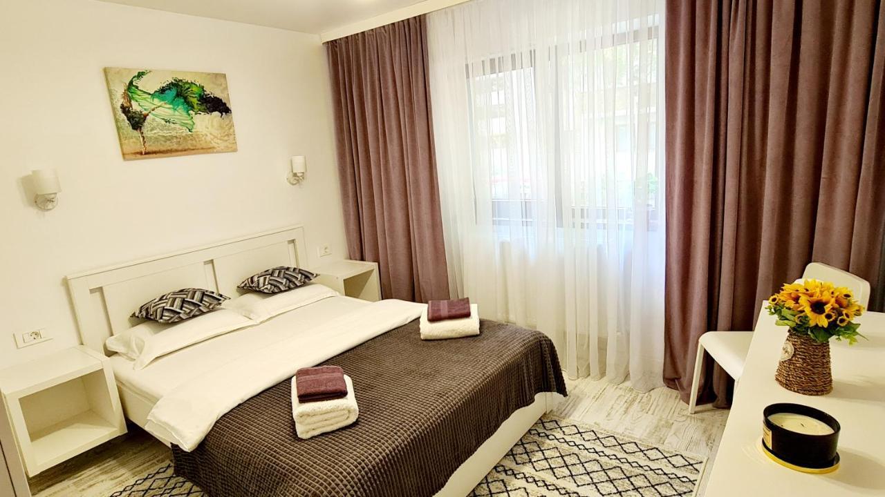 شقة سوتْشافا  في La Fluturi Apartament المظهر الخارجي الصورة
